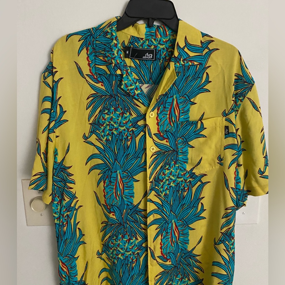 T- shirt …Lost